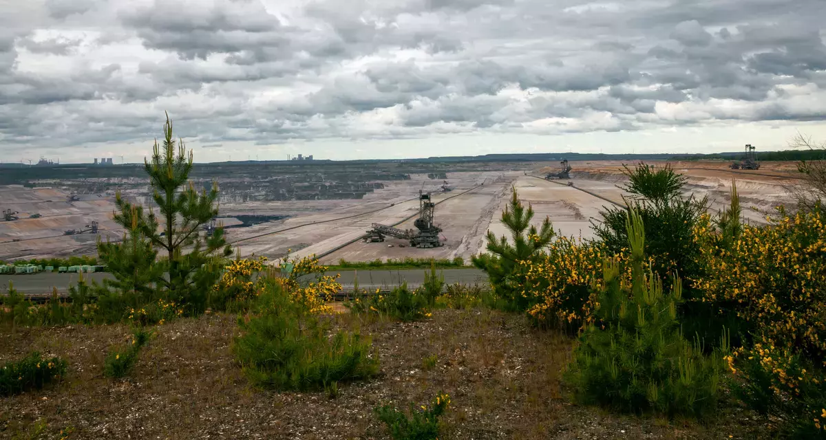 Braunkohle Tagebau in Deutschland (Hambach)